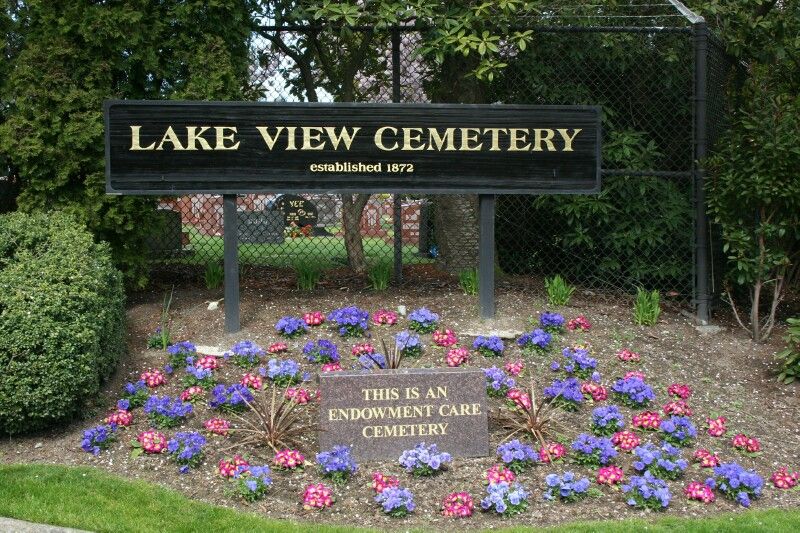 Lake View Cemetery